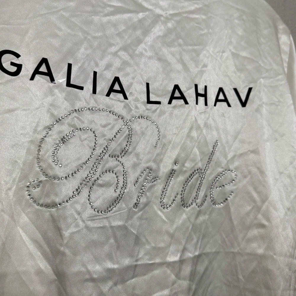 Ivory Bride Satin Robe - Picture 8 of 10